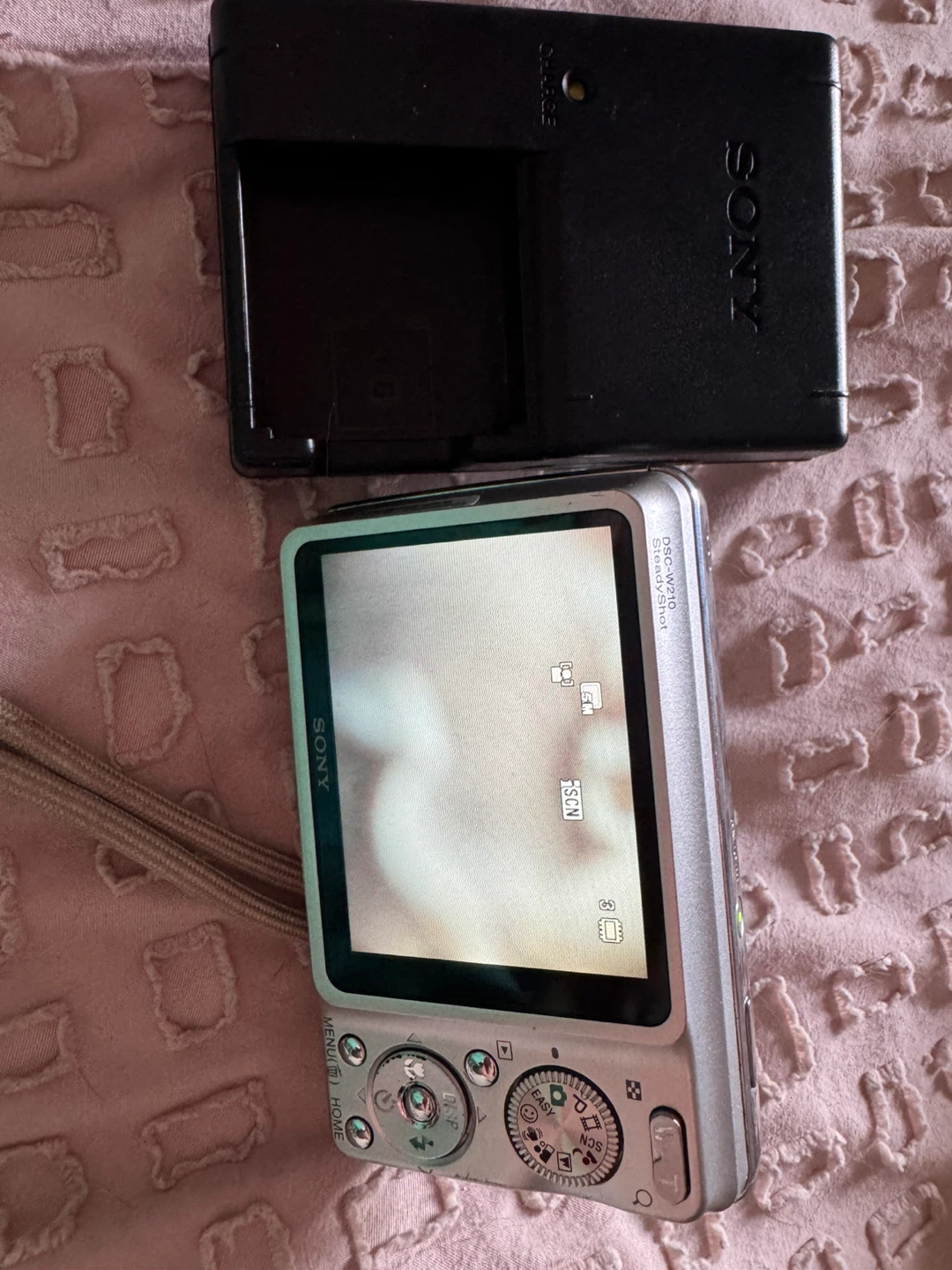 Sony Cyber-shot - photo 4