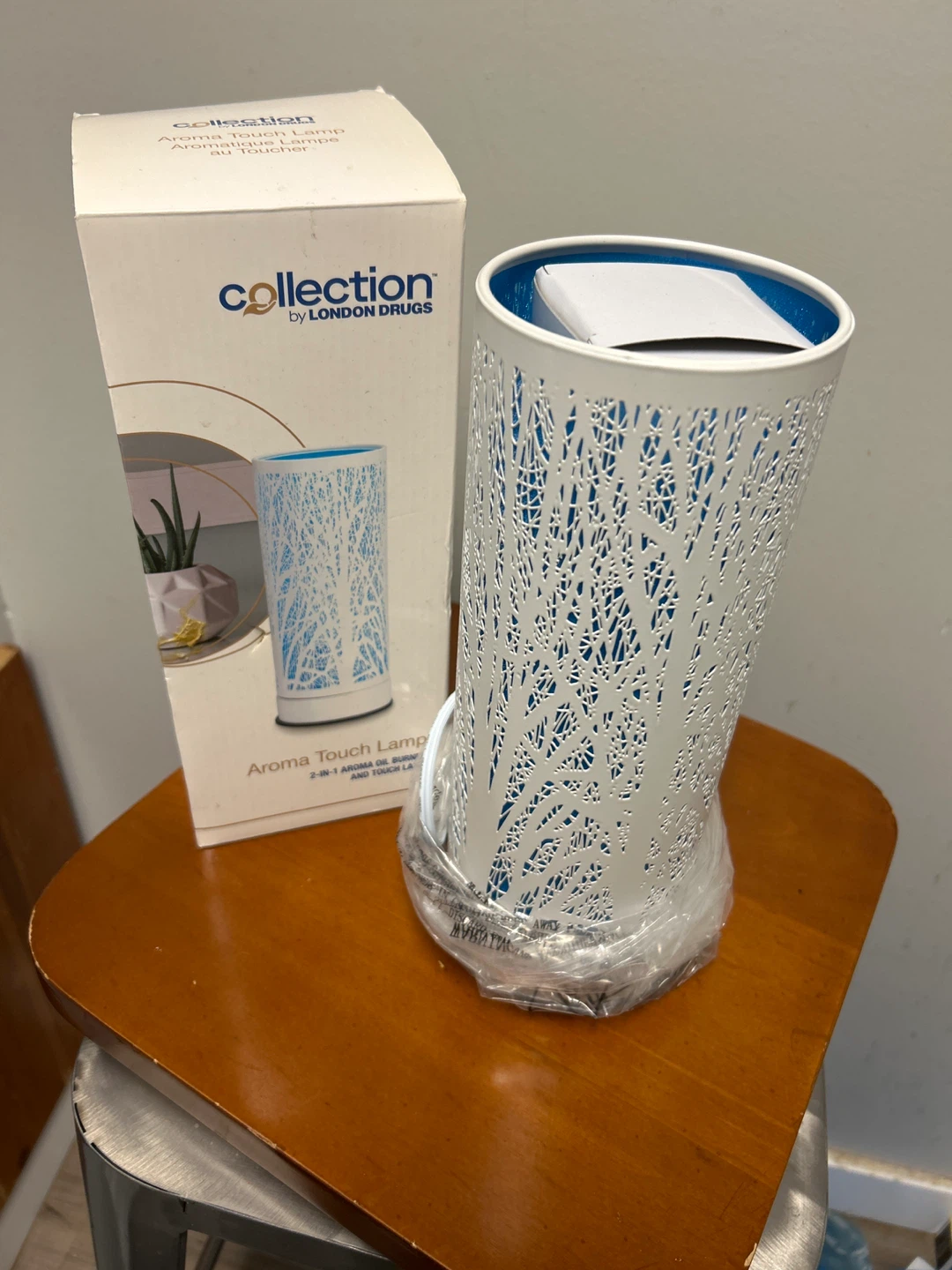Collection by London Drugs Aroma Touch Lamp - photo 2
