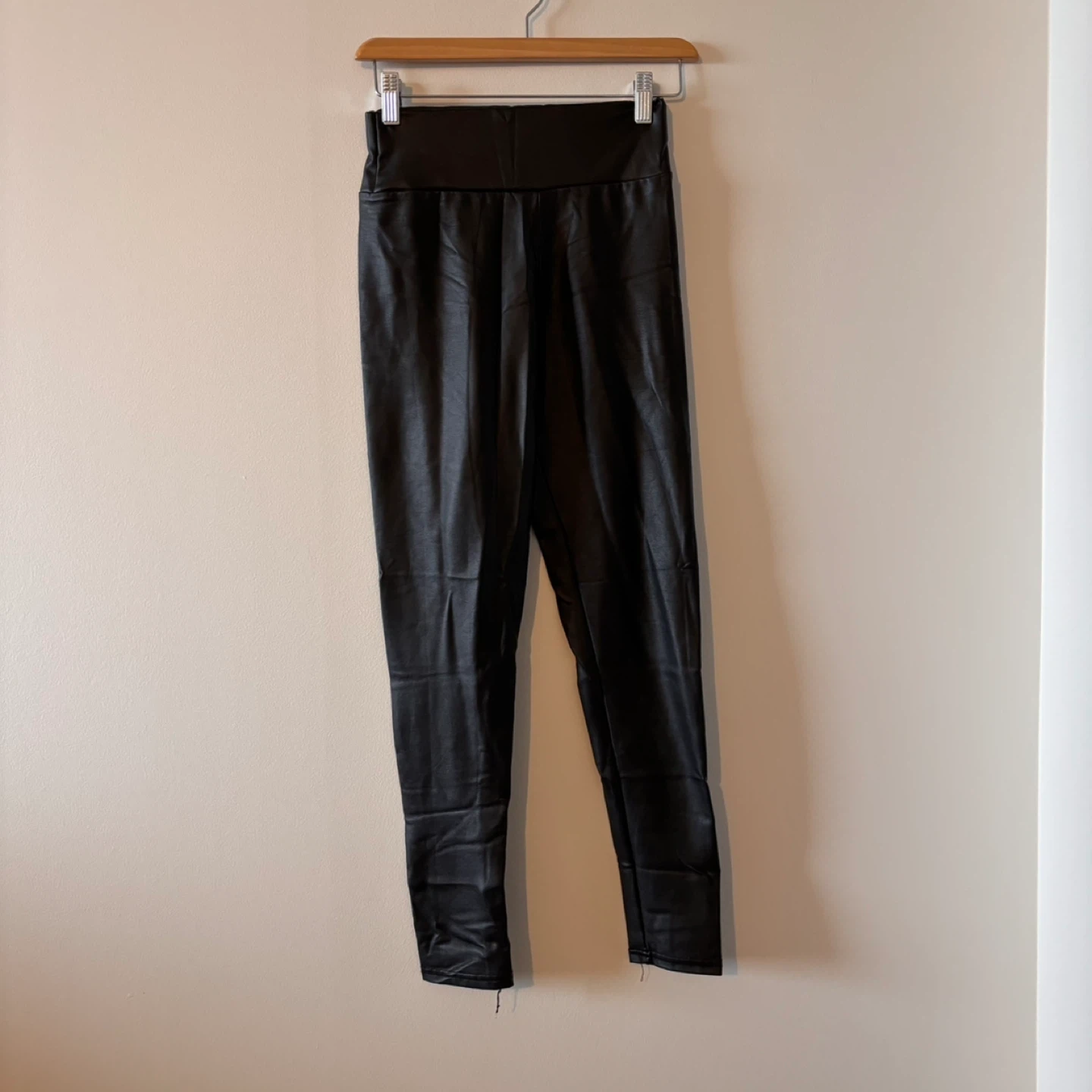 Black Faux Leather Leggings Small