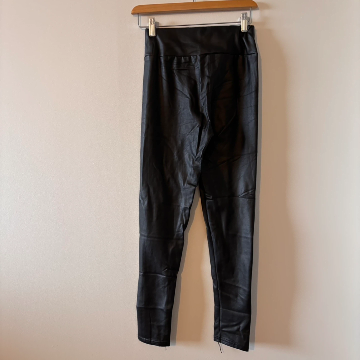 Black Faux Leather Leggings Small - photo 5