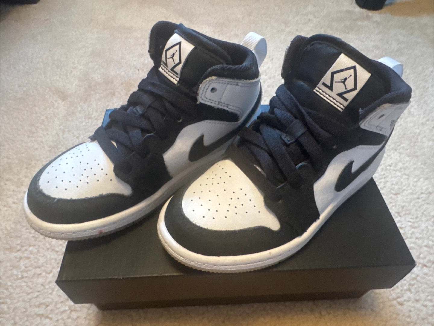 Jordan 1 Mid SE (PS) Shoes - photo 5
