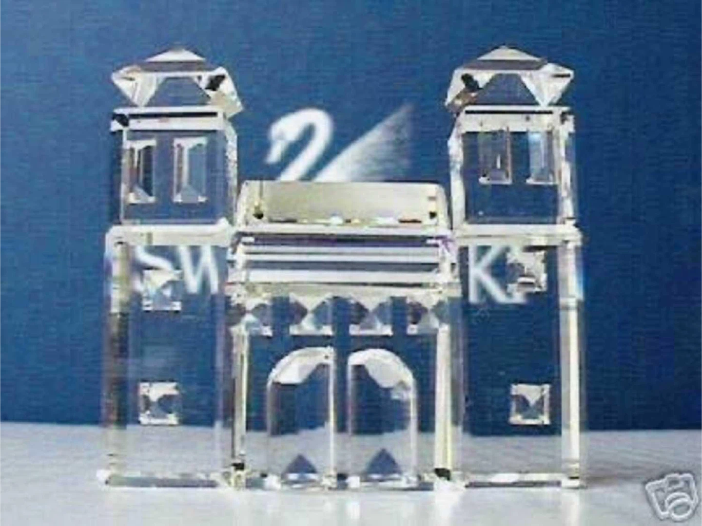 Swarovski Crystal City - 1994 discontinued - photo 2