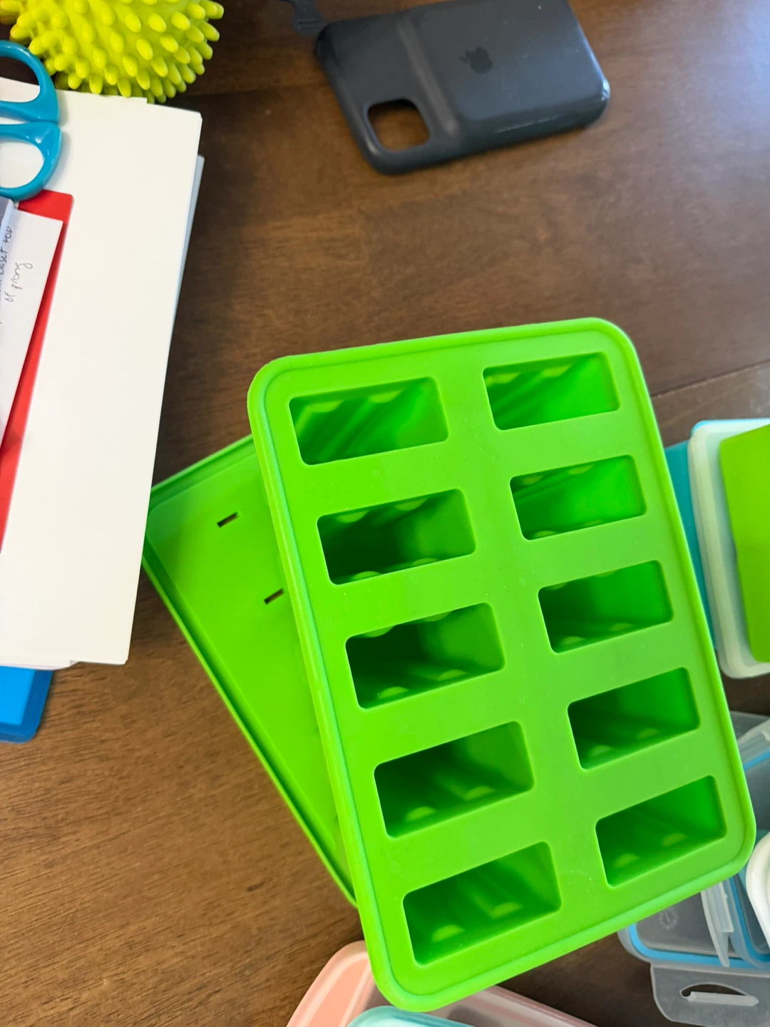8 Ice Trays with lids - photo 2