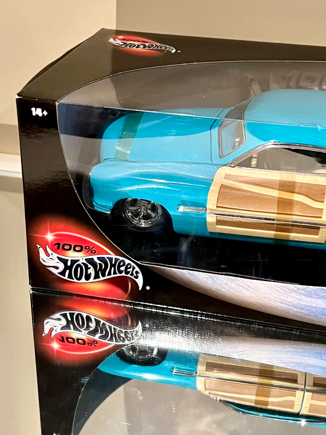 Hot Wheels MERC Woodie Turquoise Blue 1950 Die-Cast Car 🏆 - photo 2