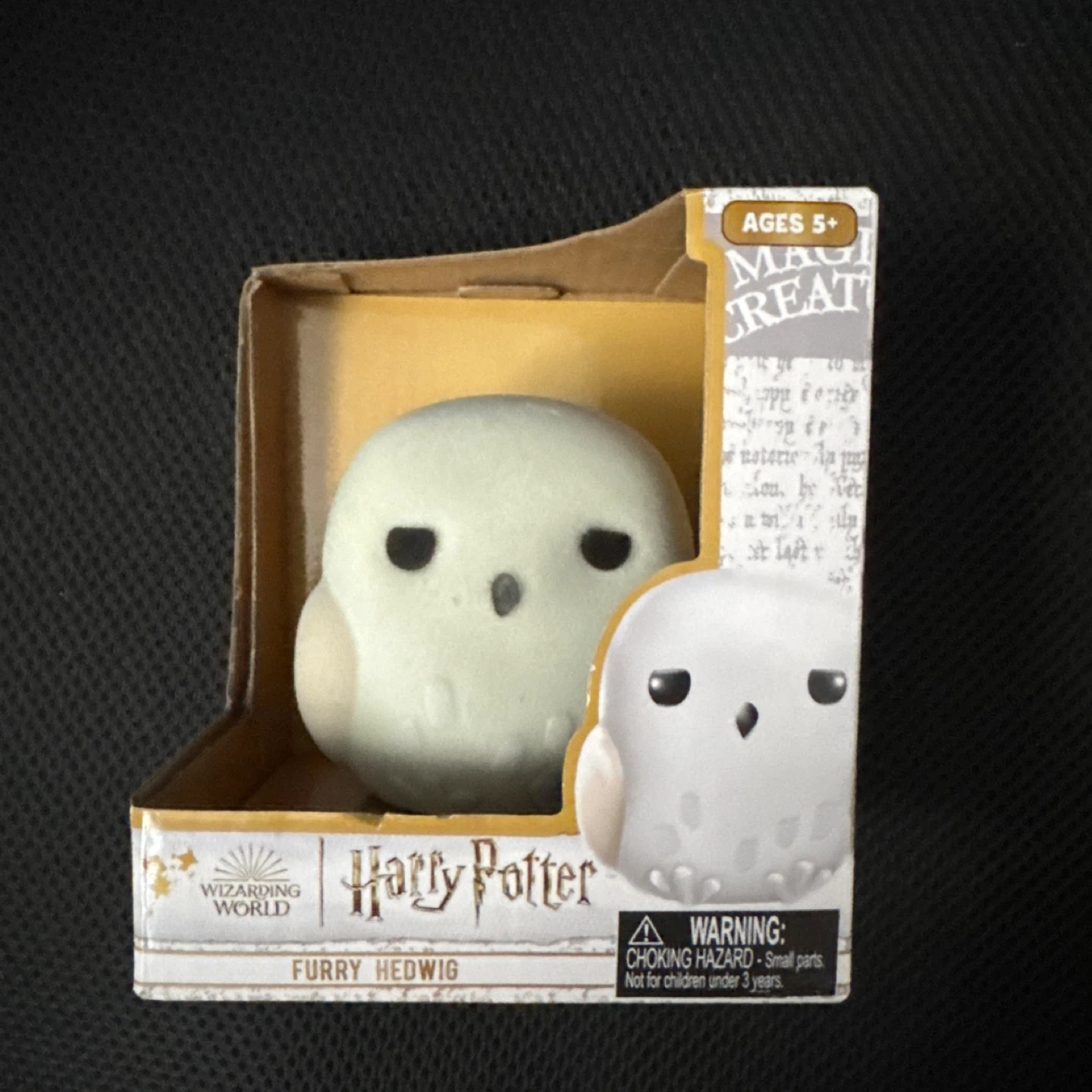 🏆 Harry Potter: Wizarding World 4” Vinyl Figurine - Furry Hedwig