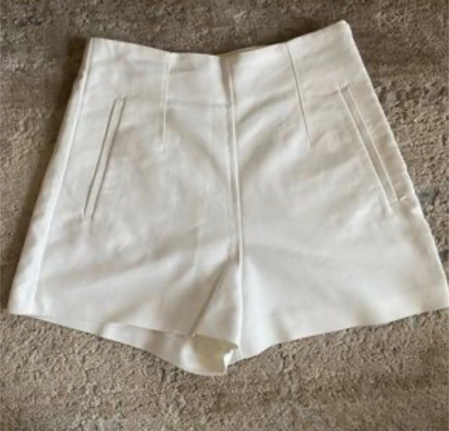 Zara White High-Waisted Tailored Shorts Size S