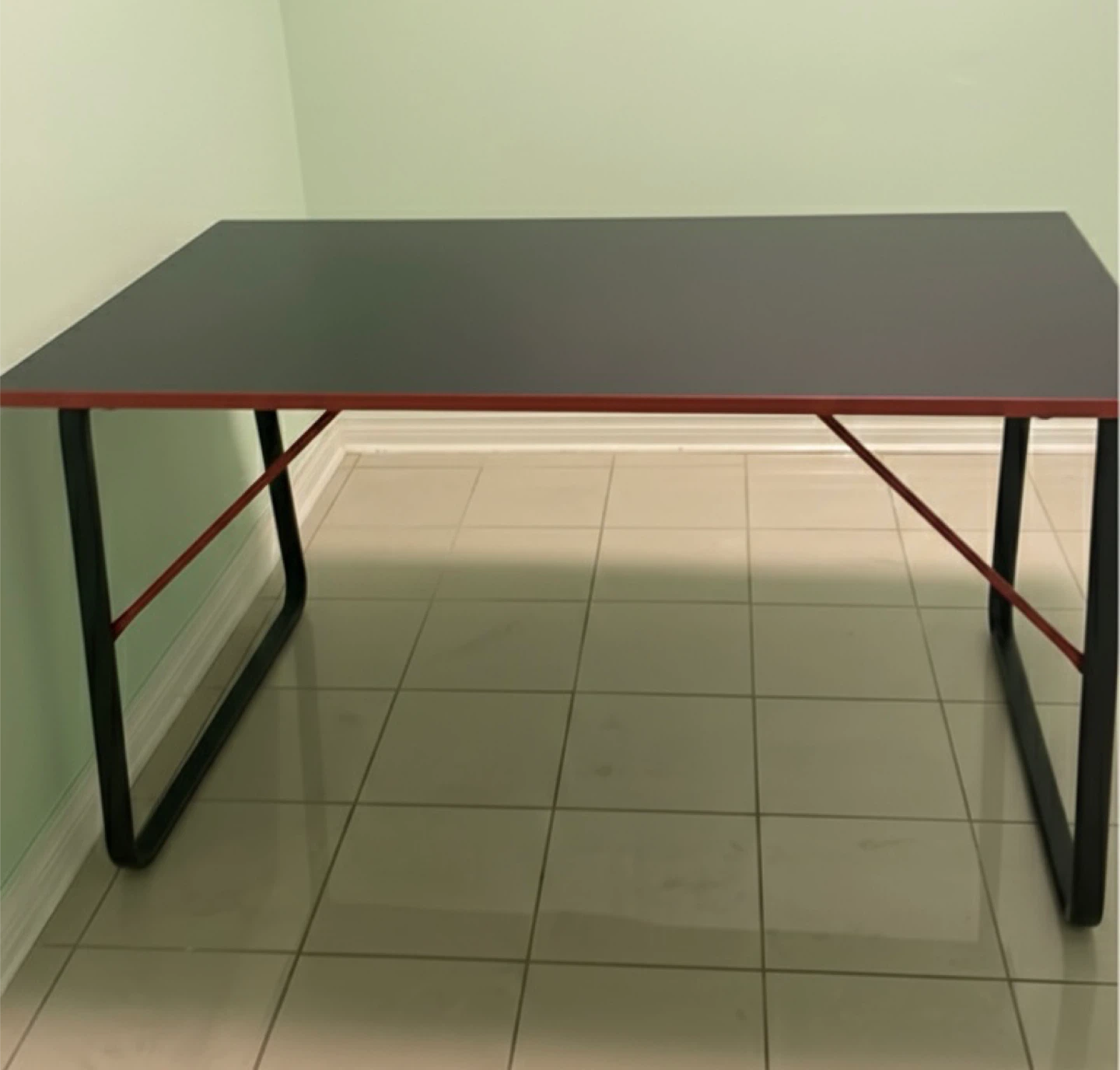 Black and Red Desk - 140cm Wide - photo 3