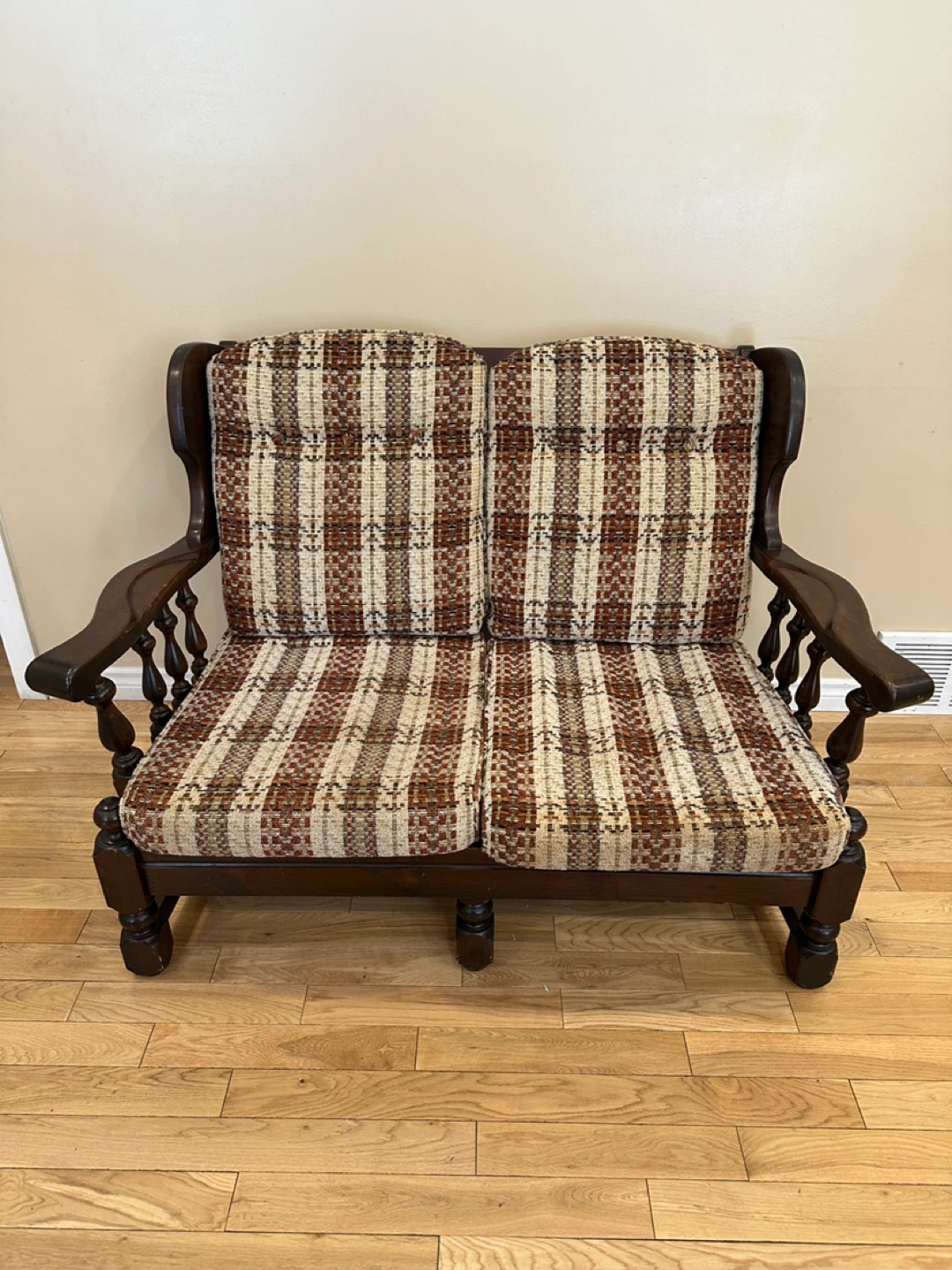 Vintage Rustic Solid Wood Cottage Love seat Sofa (CAN DELIVER)
