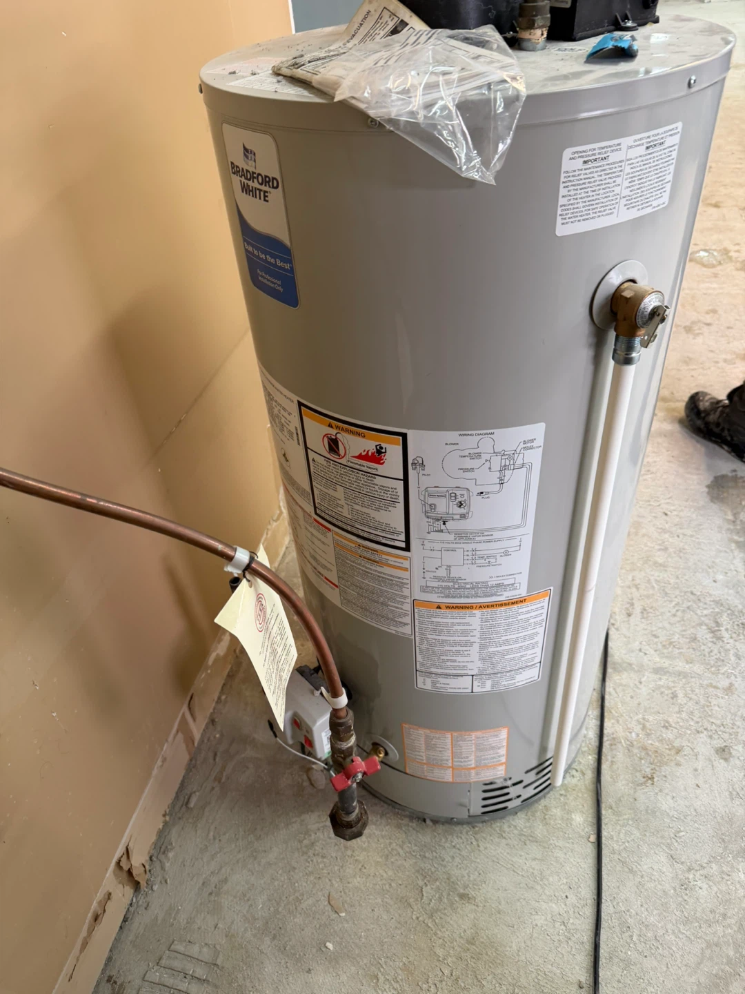 Bradford White 50 Gallon Natural Gas Water Heater - photo 2
