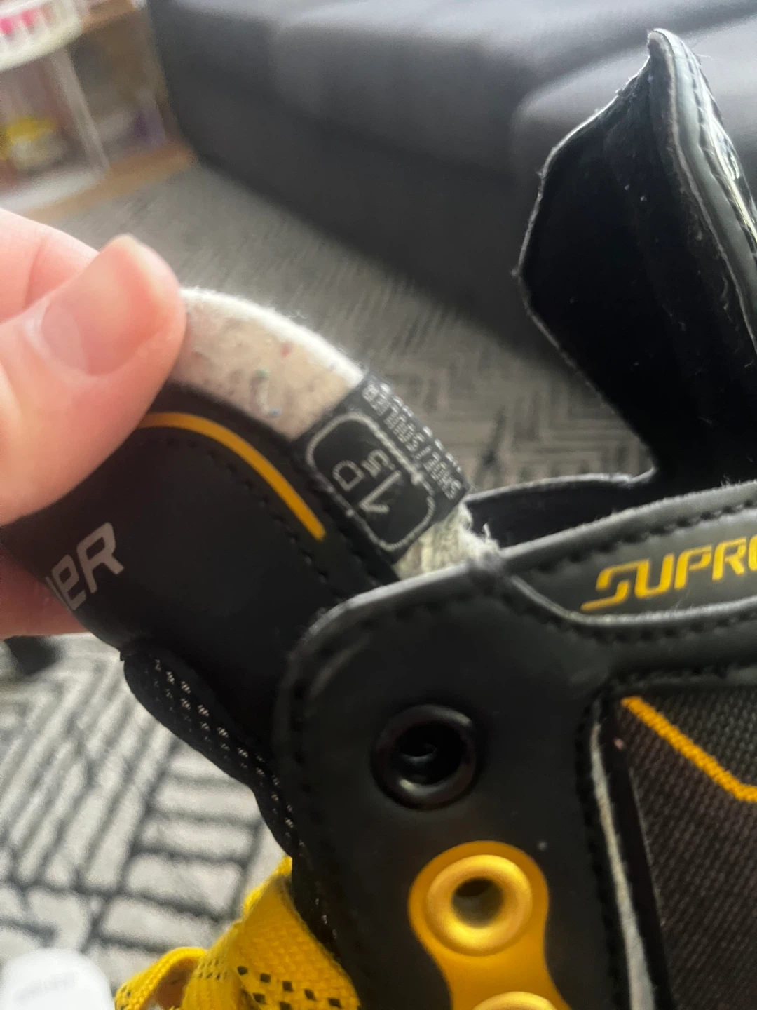 Bauer Supreme Hockey Skates - Youth Size 1.5 - photo 2