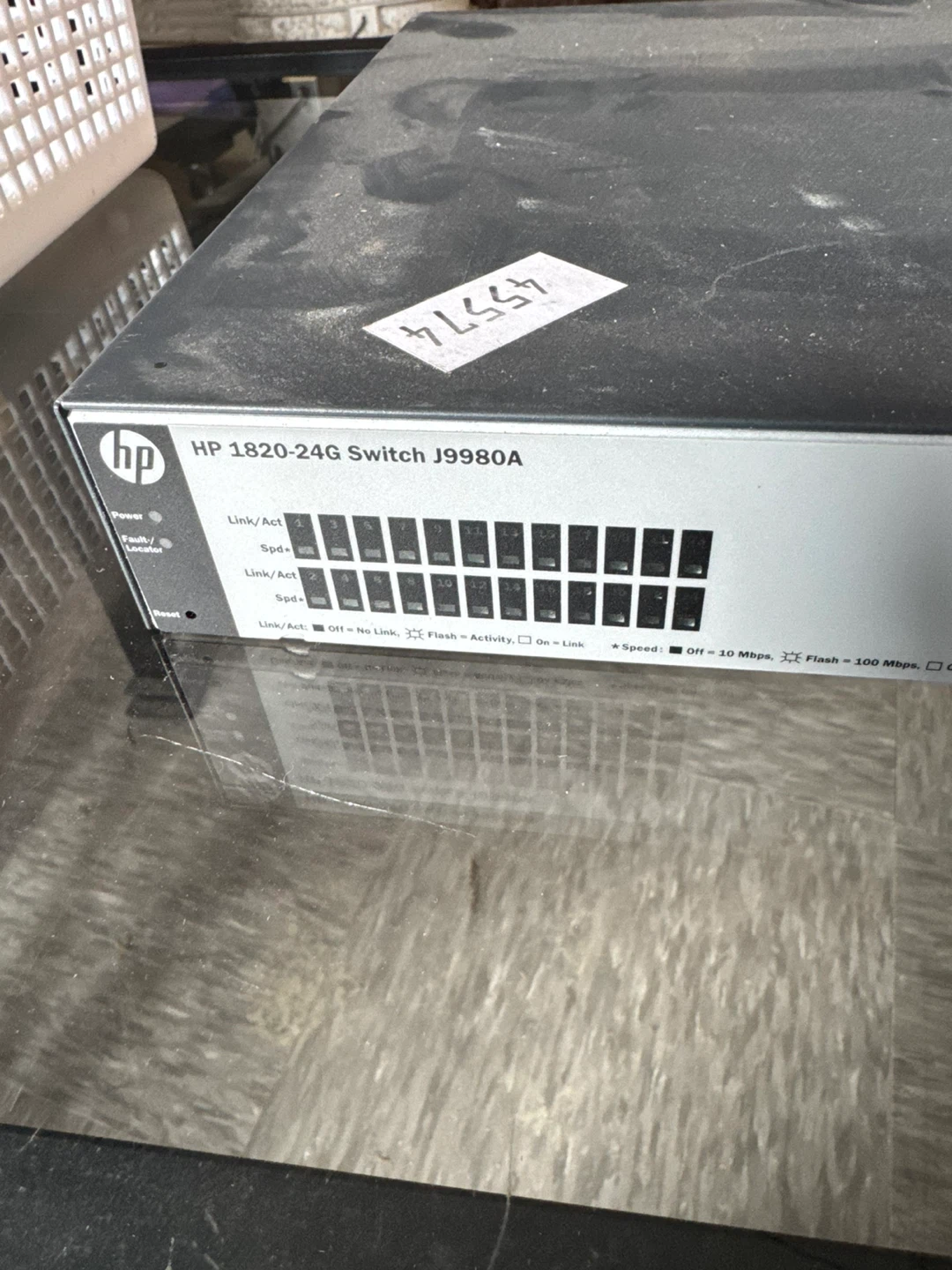HP 1820-24G Switch J9980A - photo 2