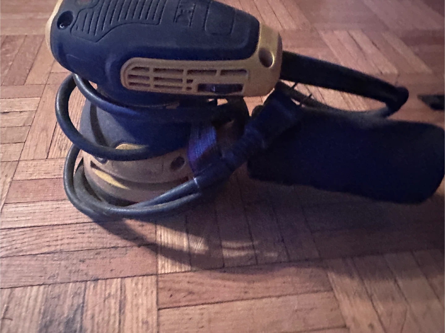 DeWalt Random Orbit Sander