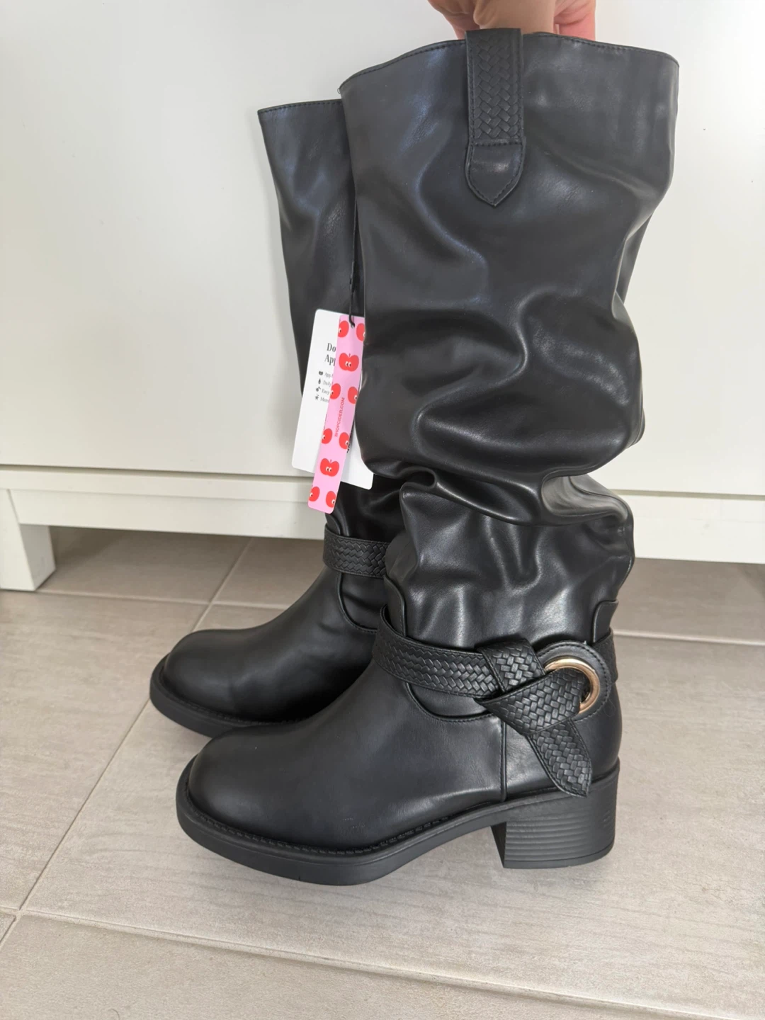 Black Slouch Boots never worn WITH TAGS- Size 39 - photo 4
