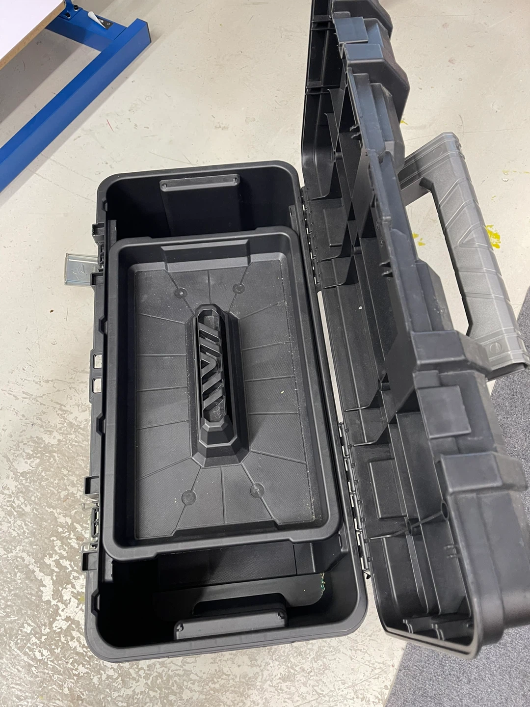 Husky 26 inch Toolbox - photo 2