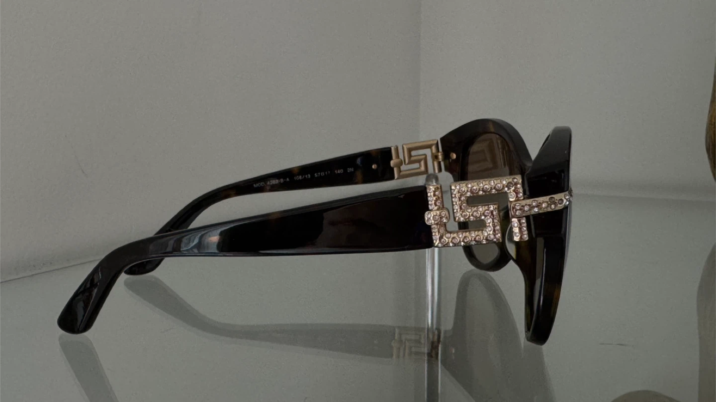 Authentic Versace Women's Rock Icons Greca Cat Eye Sunglasses - photo 2