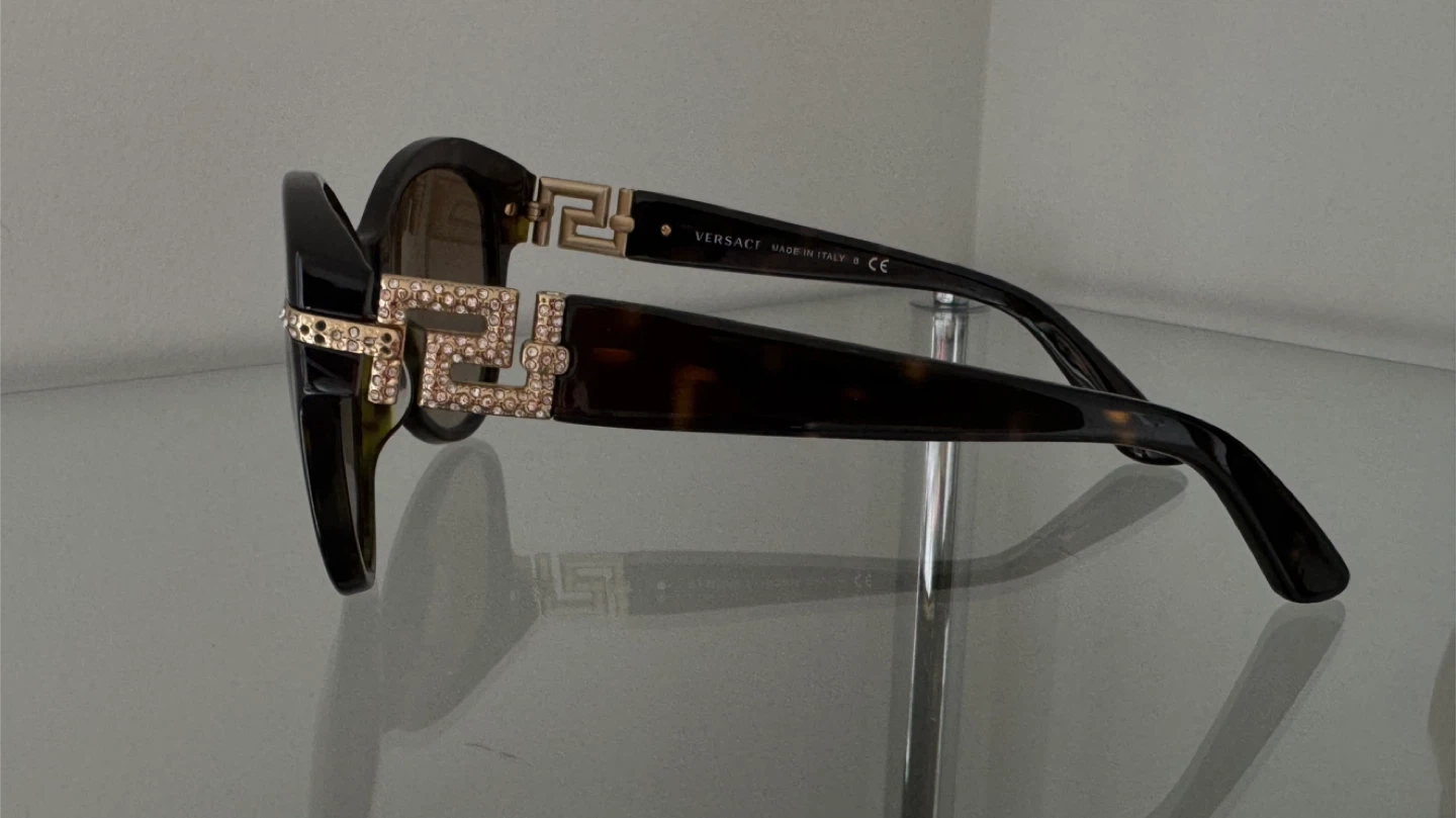 Authentic Versace Women's Rock Icons Greca Cat Eye Sunglasses - photo 3