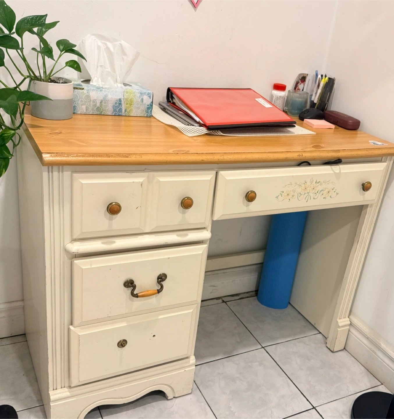 White and wood writing desk with drawers