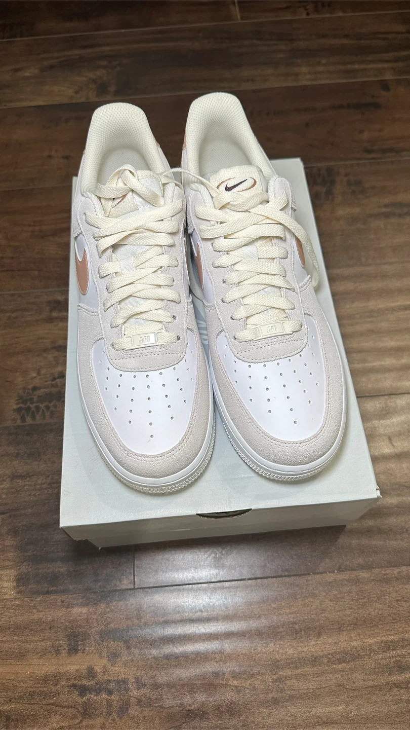 Women Nike Air Force 1 '07 - photo 5