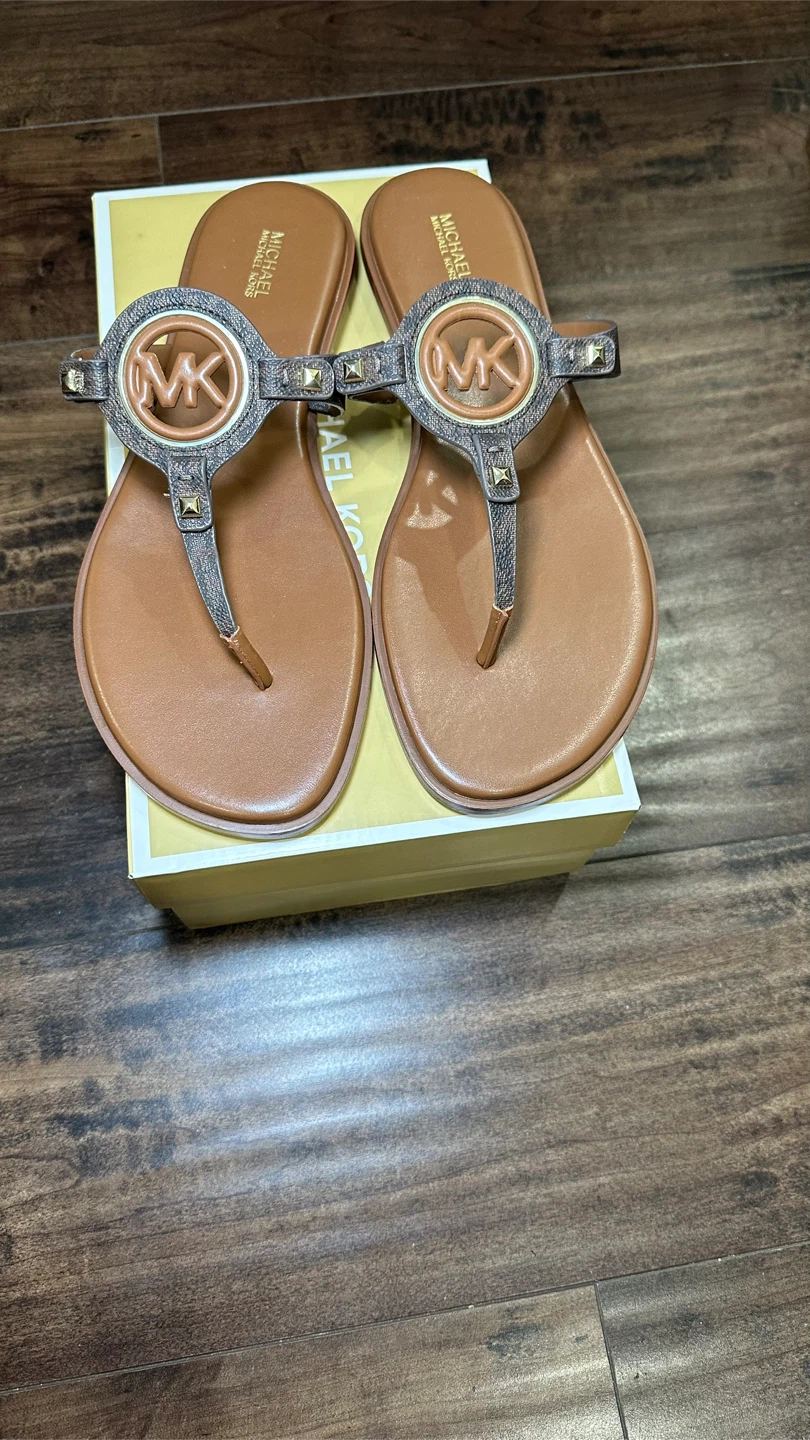 Michael Kors Women's Flip Flop Sandals - photo 3