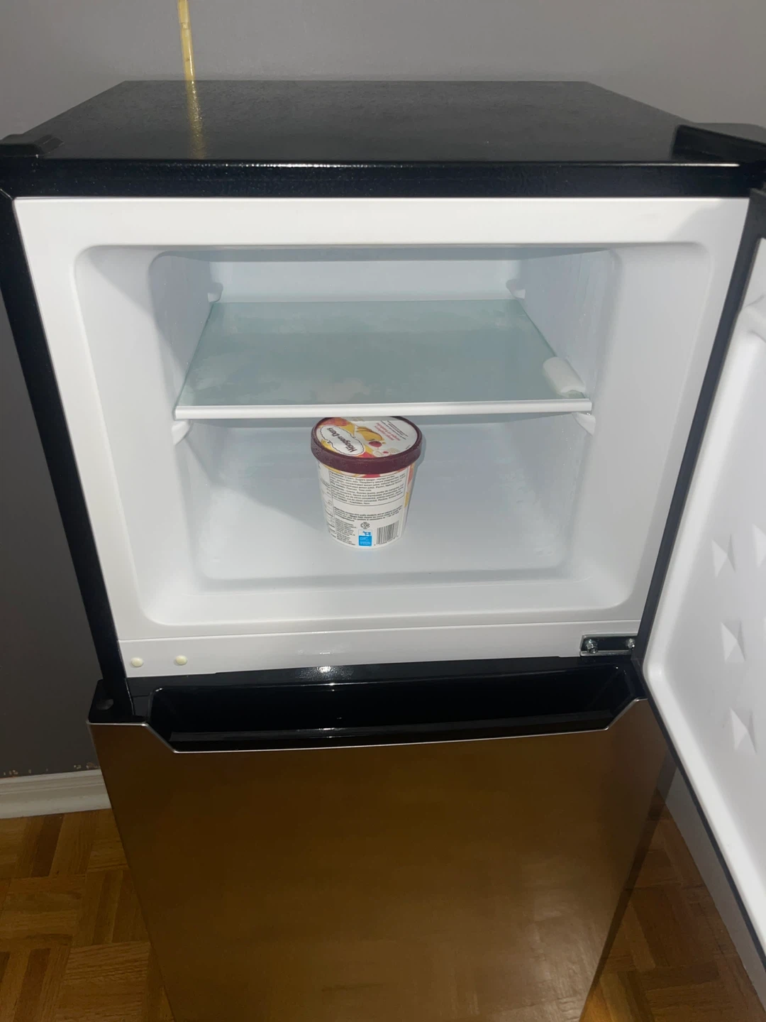 Danby Mini Fridge - photo 2