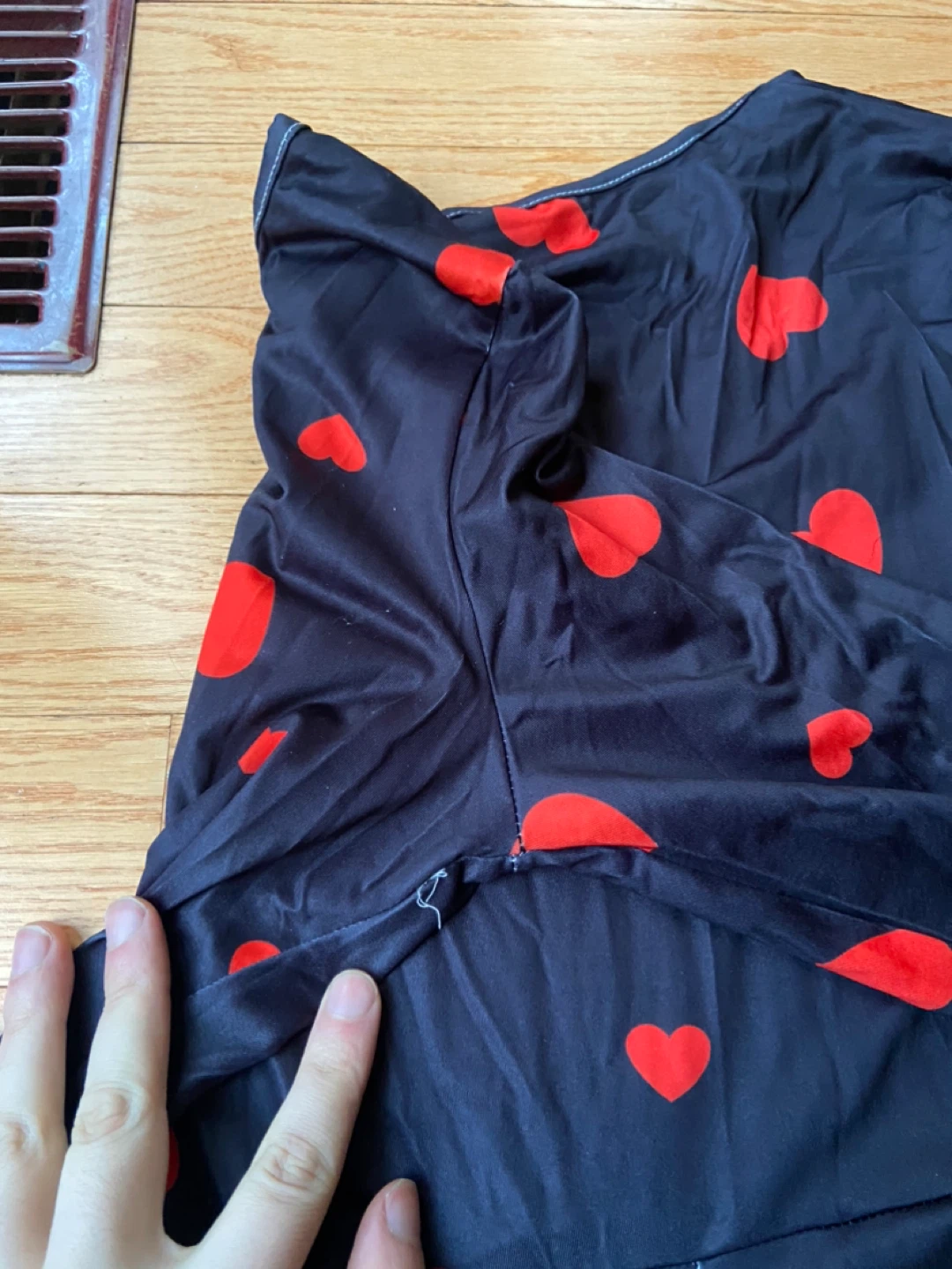 Black Dress with Red Hearts size l large - photo 3