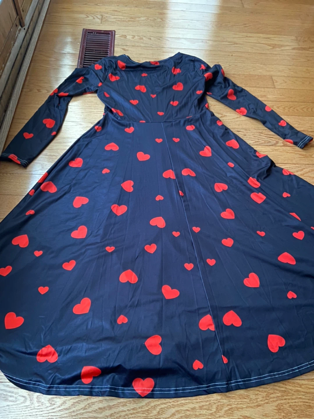 Black Dress with Red Hearts size l large - photo 2