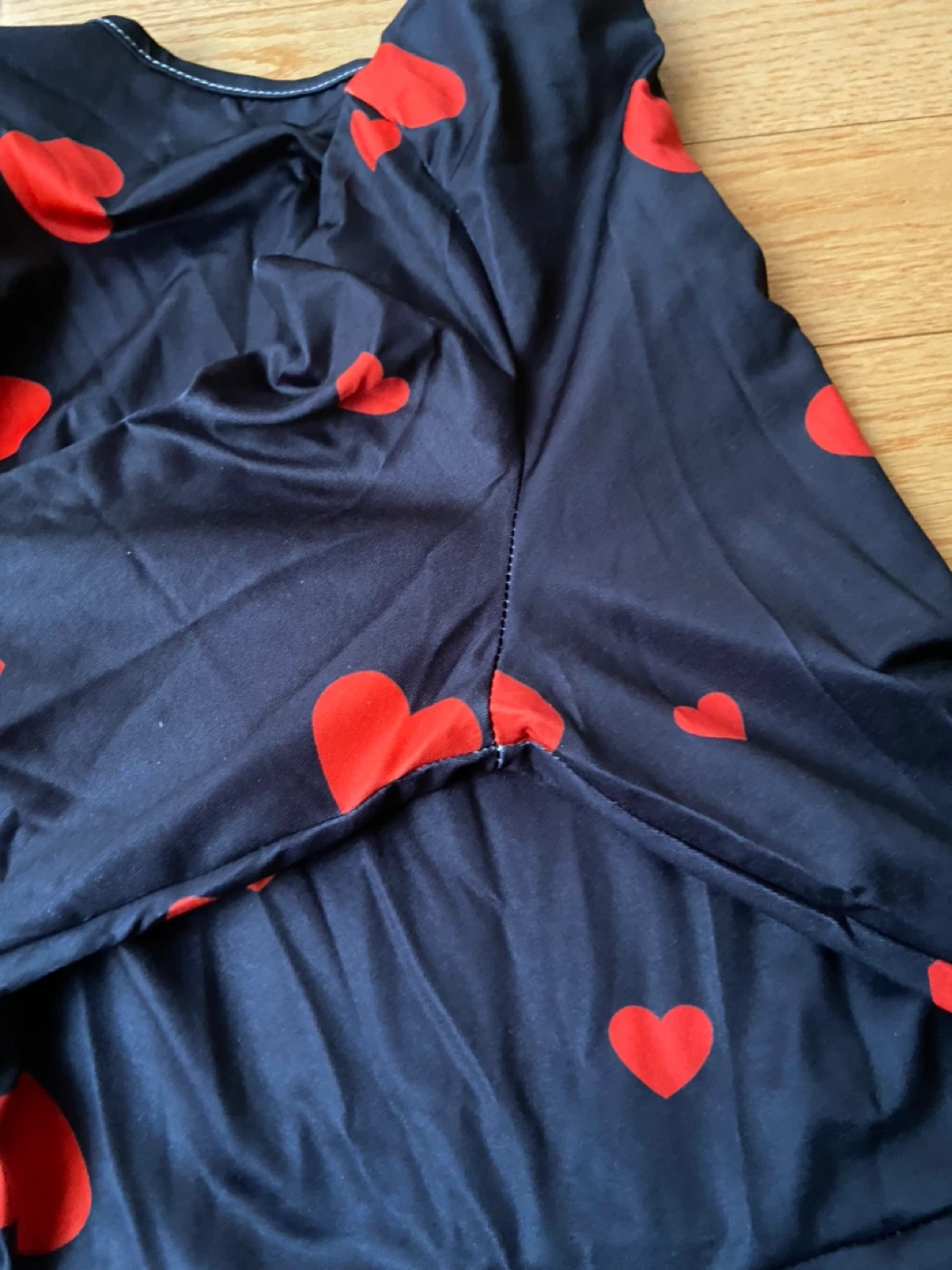 Black Dress with Red Hearts size l large - photo 4