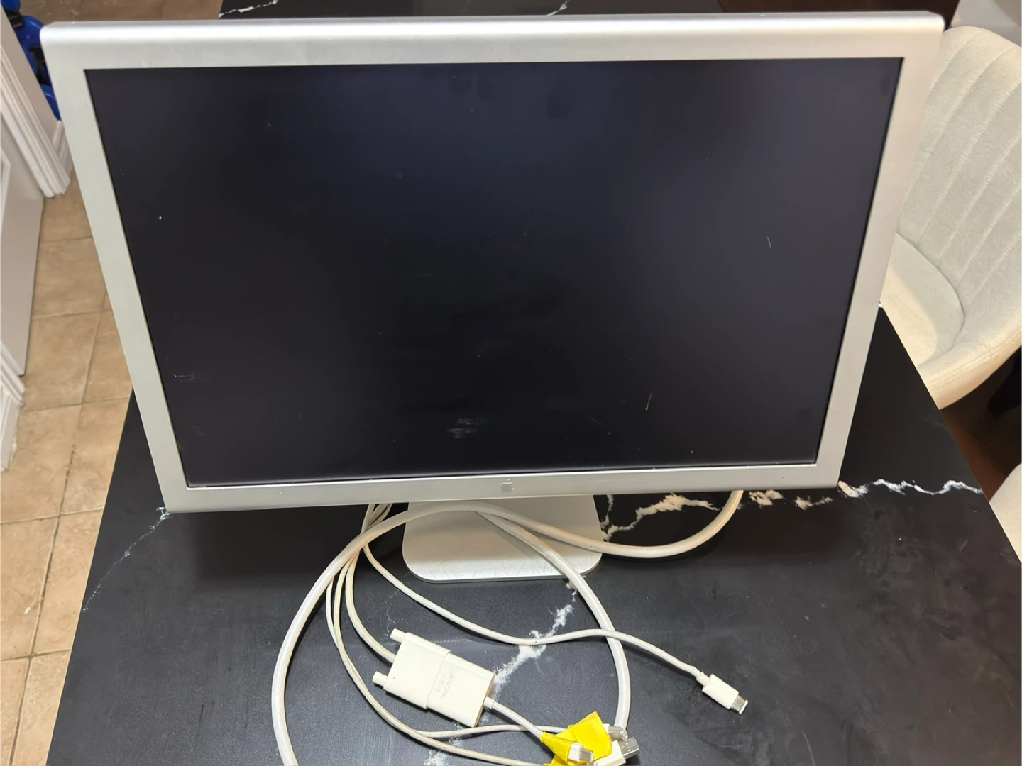 Apple Cinema HD Display Monitor