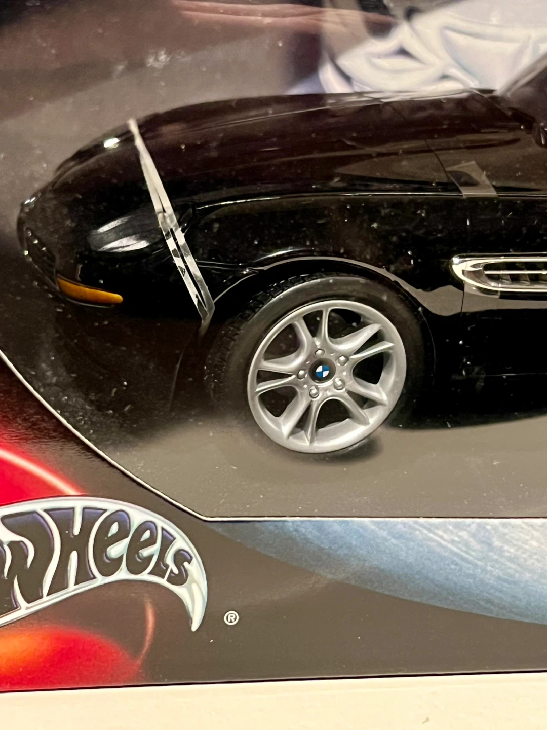 FATHER’S DAY Hot Wheels BMW Z8 Diecast Model Car - photo 4