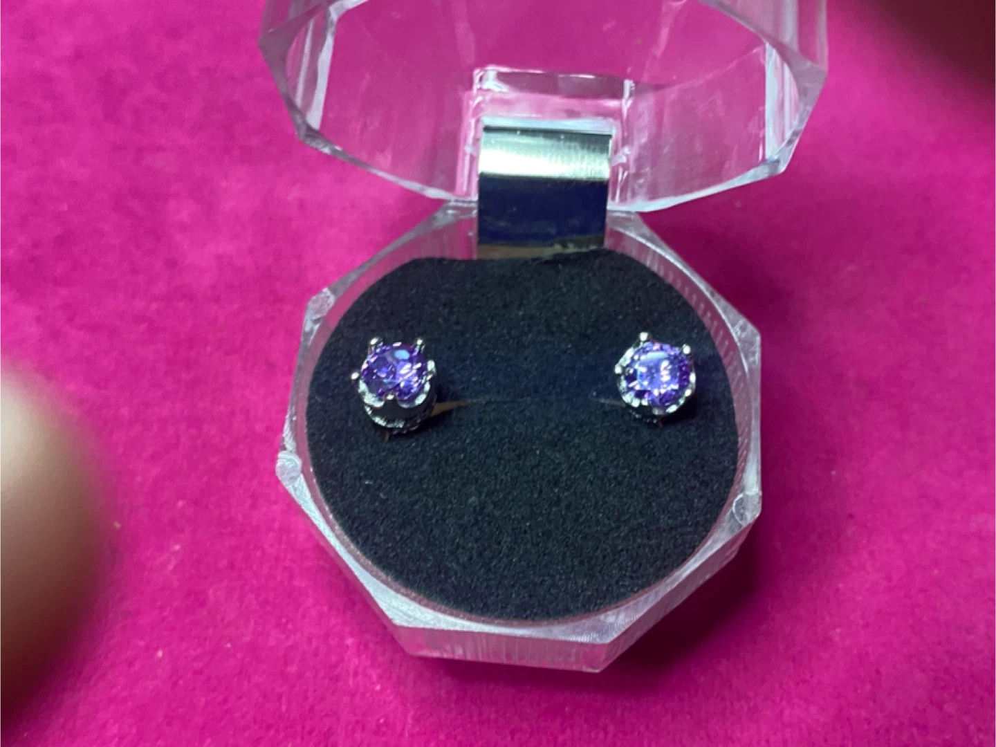 3 pairs of amethyst studs 🏆 - photo 3