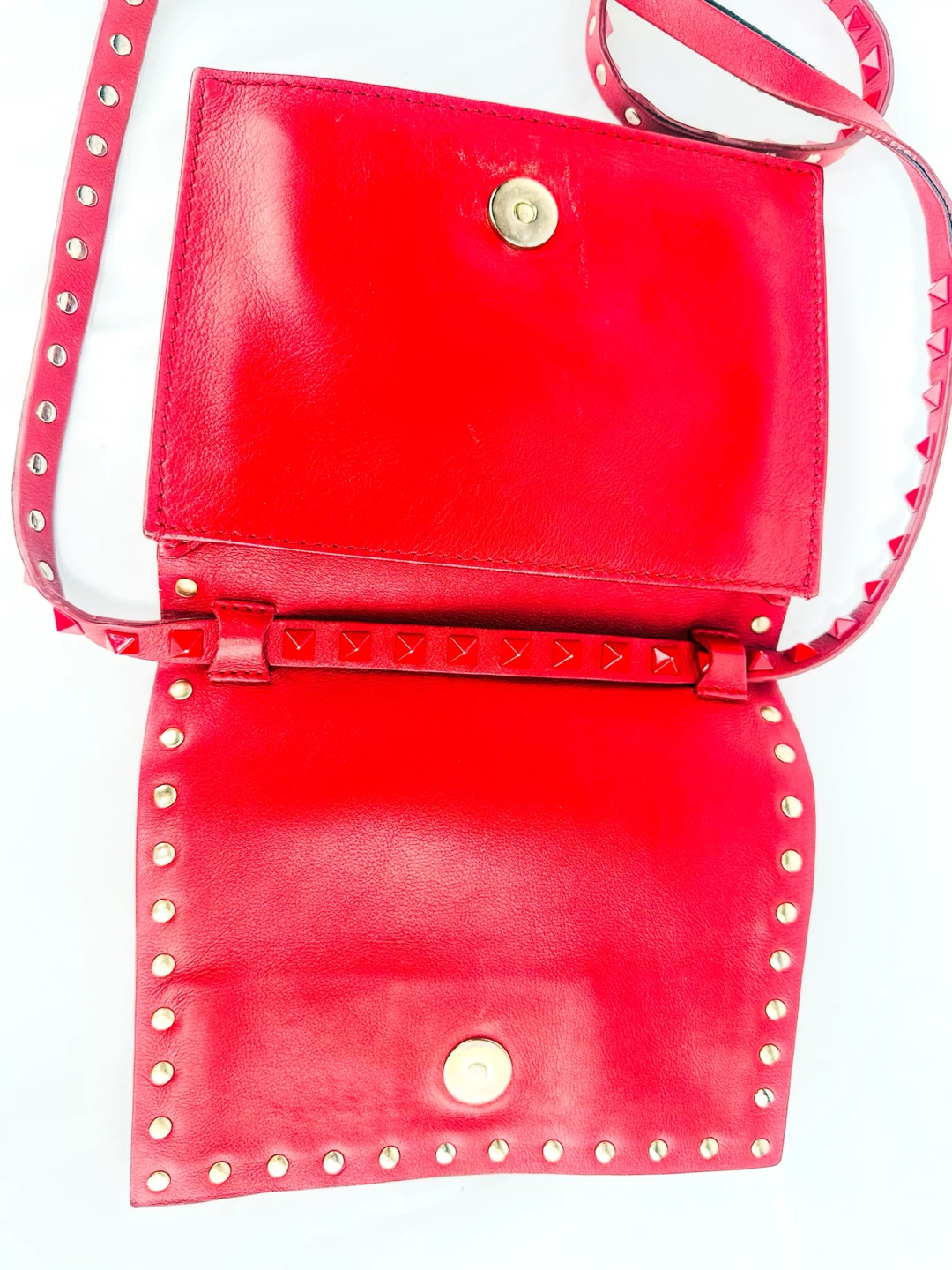 Valentino Garavani Rockstud Rouge Leather Shoulder Bag - photo 4