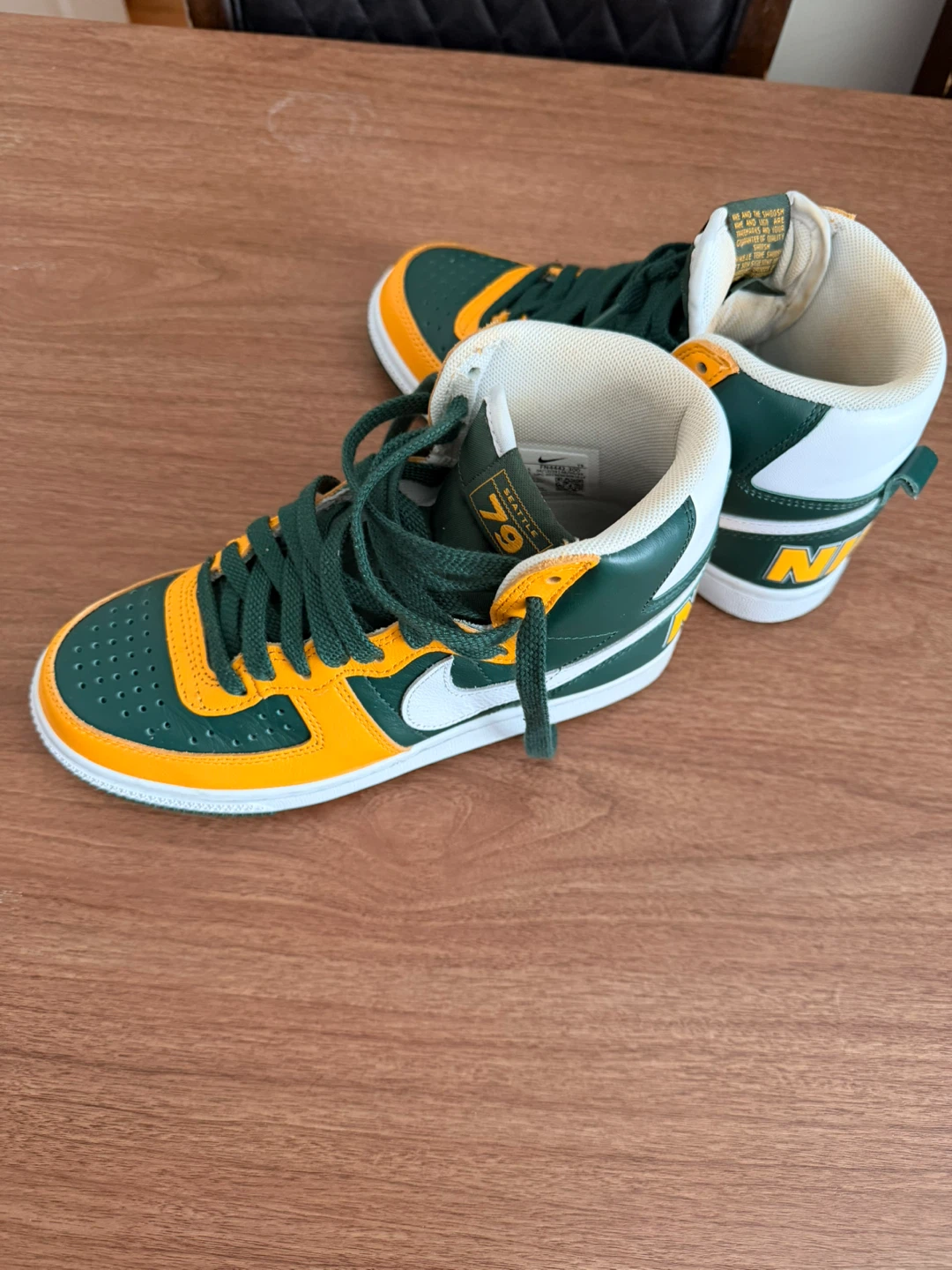 Nike Air Force 1 High '77 Vintage Emerald Yellow White - photo 2