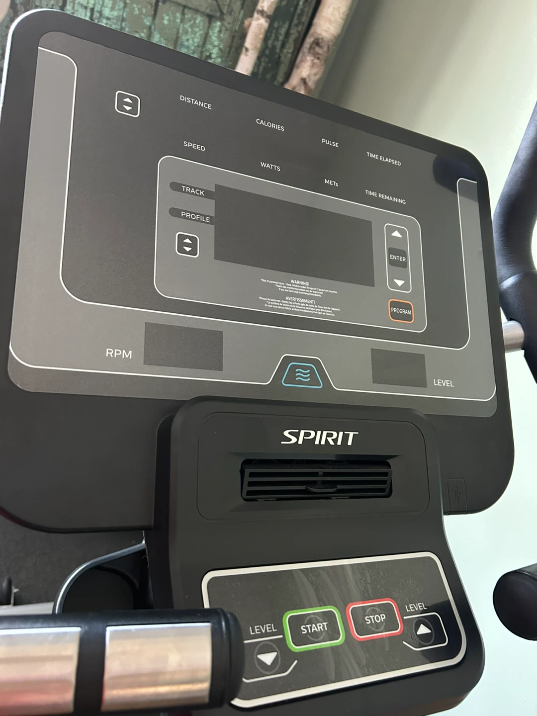 Spirit CU800 Commercial Exercise Bike  450lb Capacity - photo 2