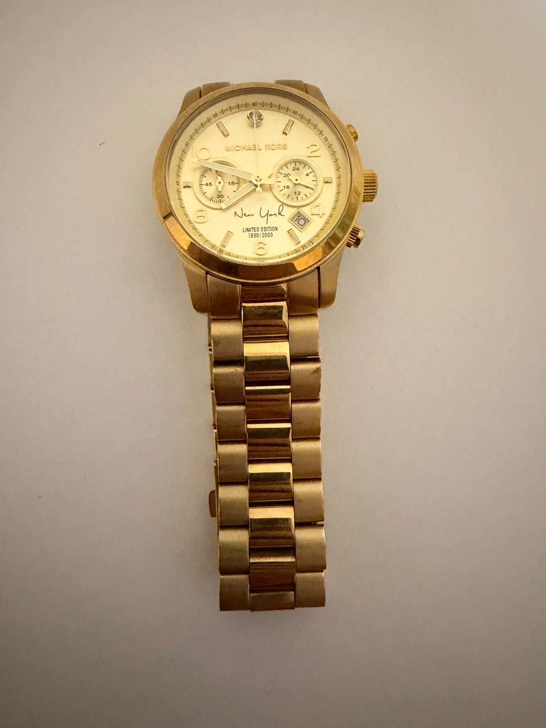 Michael Kors New York Limited Edition Gold Chronograph Watch - photo 3