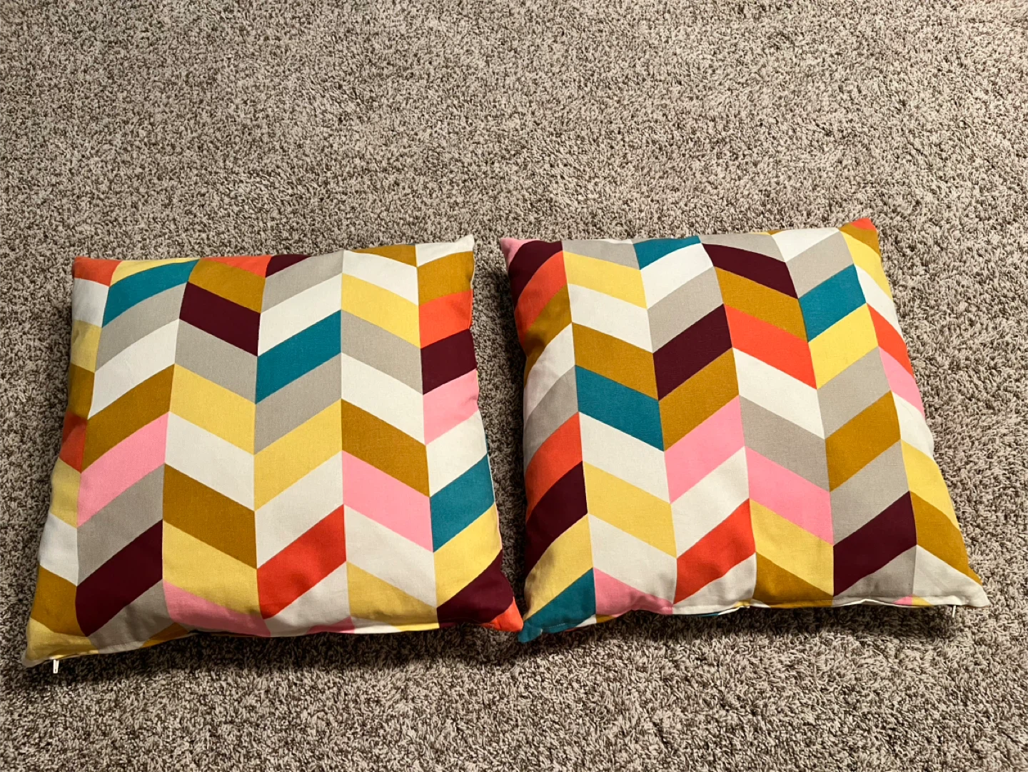 Set of 2 Decorative Throw Pillows - Geometric Chevron Pattern