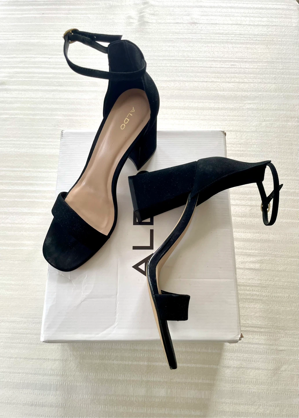 Aldo Black Suede Block Heel Sandals Size 8.5 🏆 - photo 2