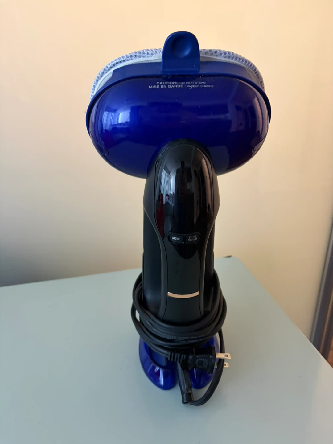 Moving sale ❗️Handheld Clothes Steamer - photo 2