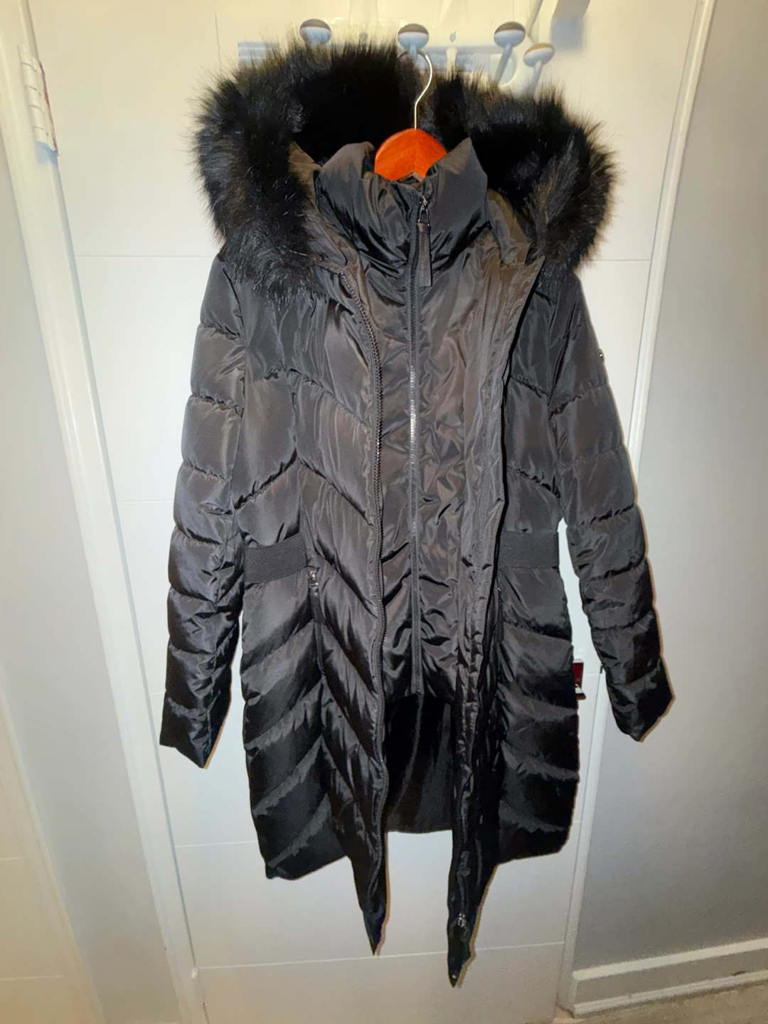 BRAND NEW Calvin Klein Black Puffer Coat with Faux Fur Hood - photo 5