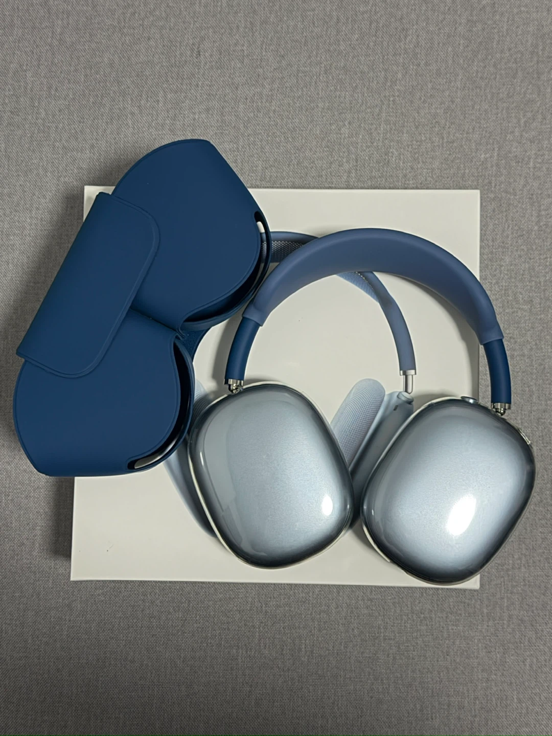 Apple AirPods Max Headphones Like NEW
