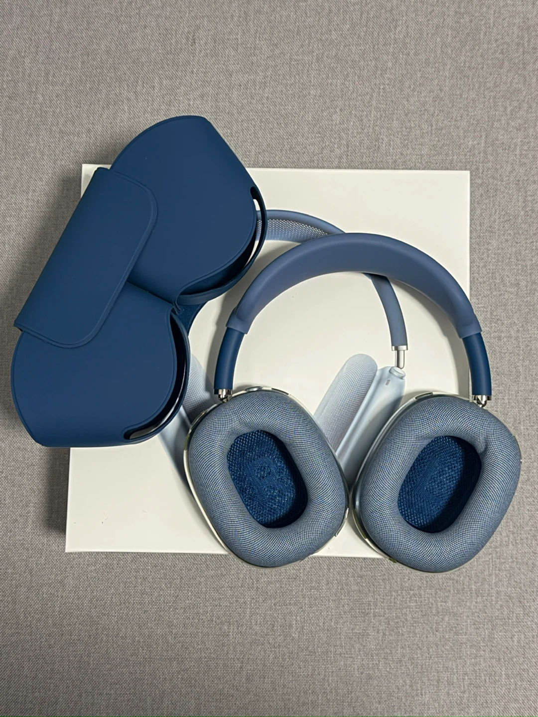 Apple AirPods Max Headphones Like NEW - photo 2