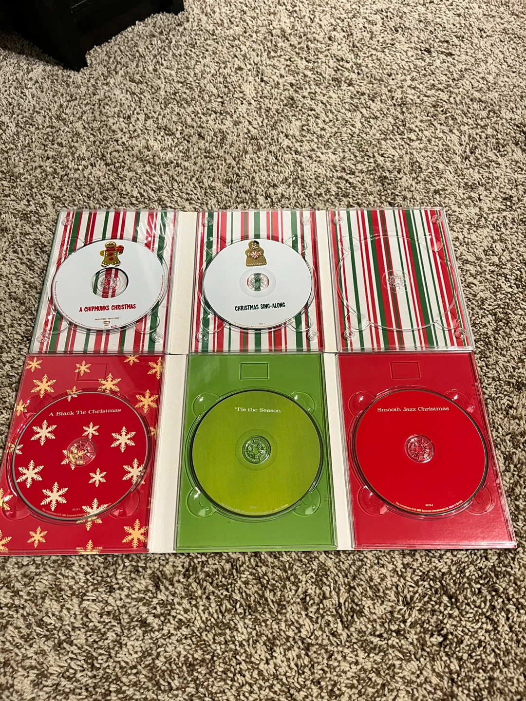 Christmas Entertaining & A Kid's Christmas CD Set - photo 3