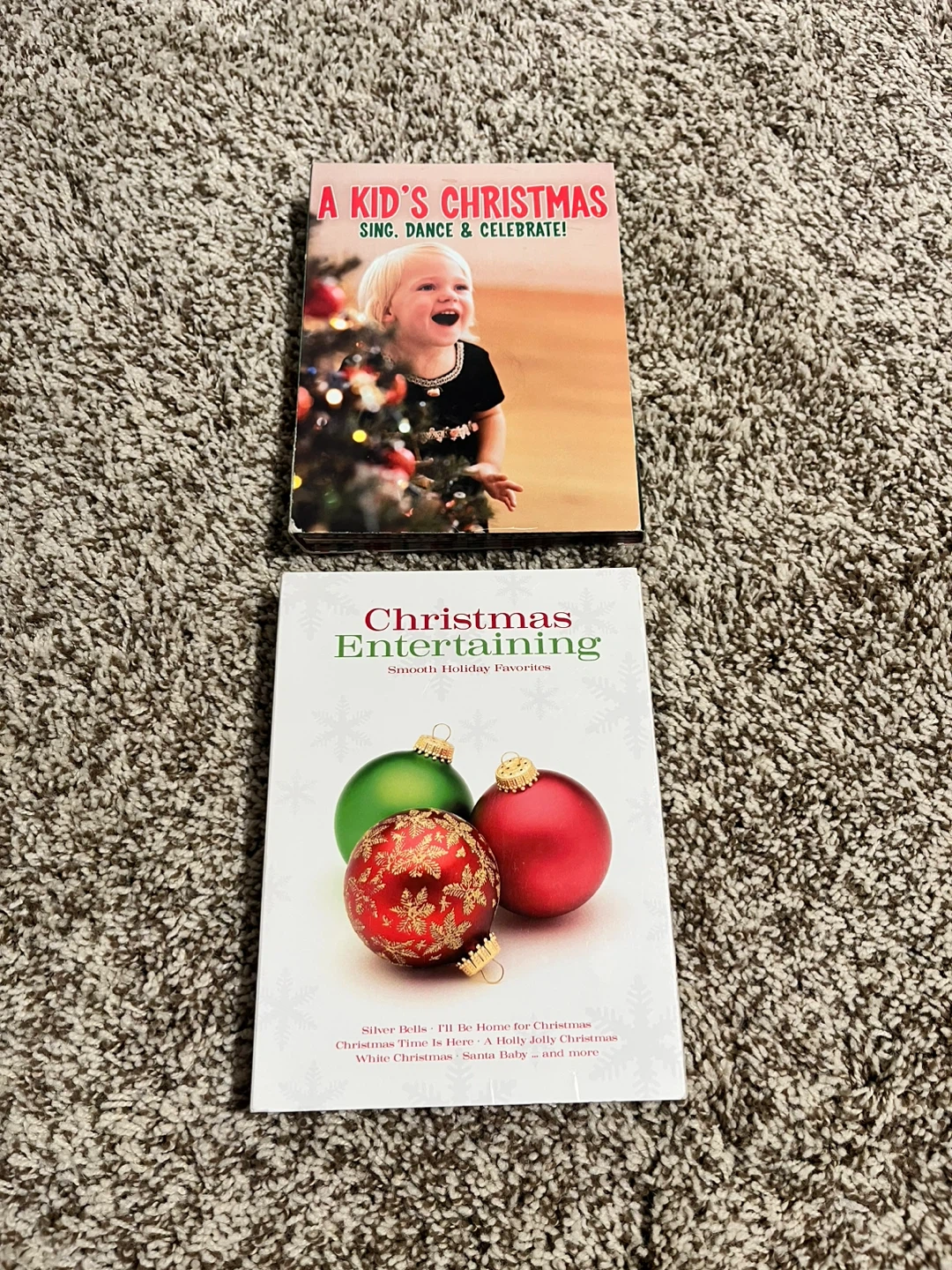 Christmas Entertaining & A Kid's Christmas CD Set