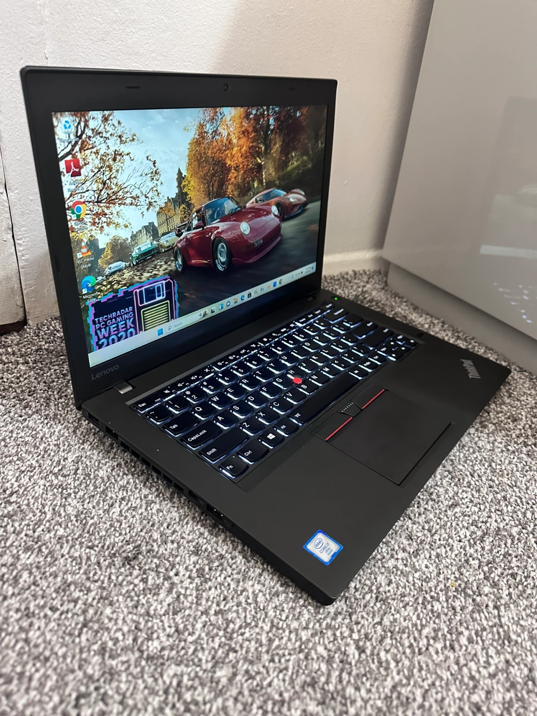 Slim Lenovo ThinkPad 256GB SSd  Intel hd graphic 8Gb fast laptop