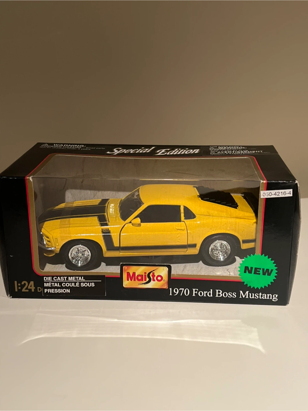1970 Yellow Ford Boss Mustang Special Edition Diecast Car 🏆