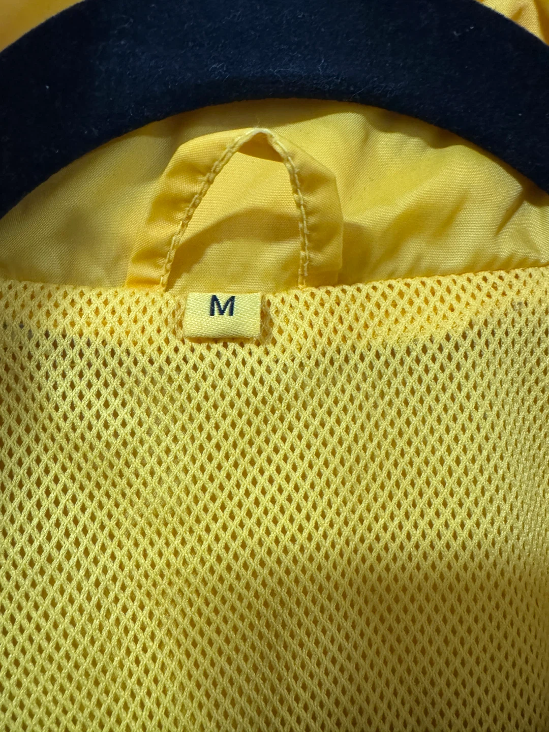 DHL Yellow Windbreaker Jacket - Size M - photo 2