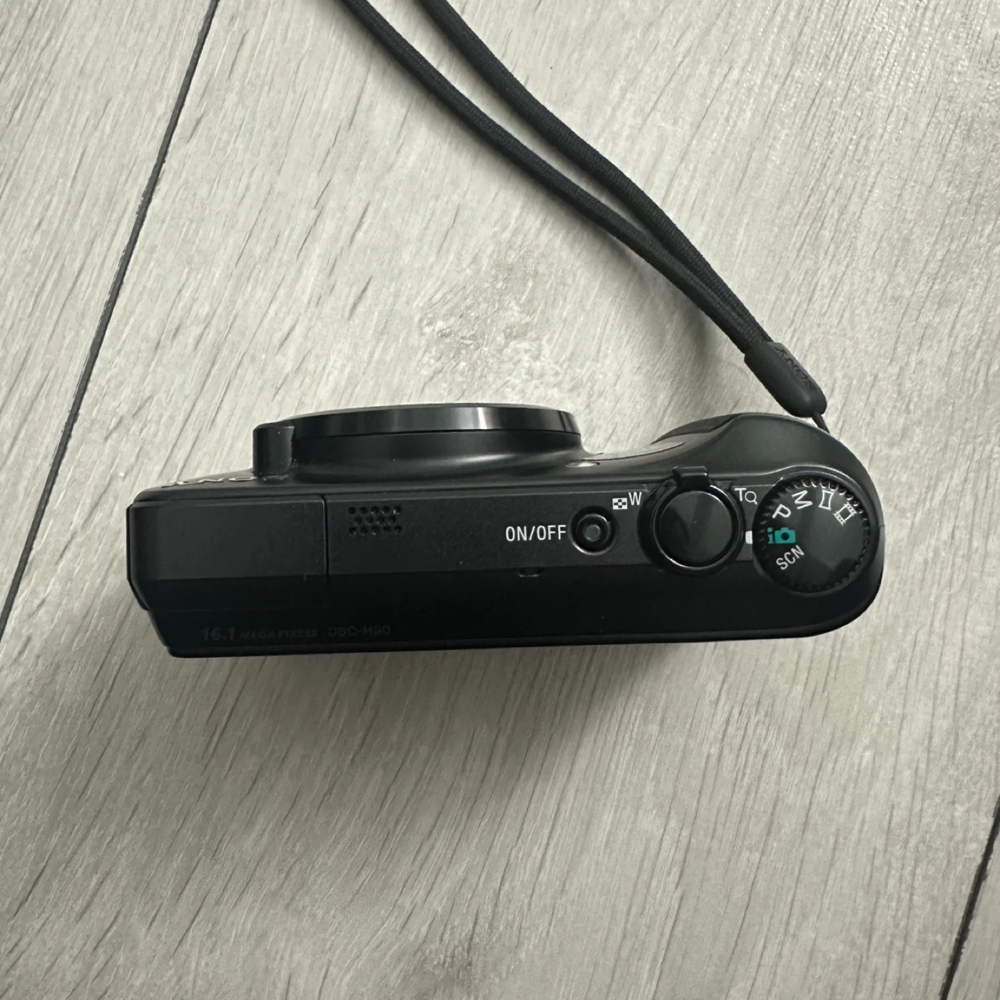 Sony Cyber-shot DSC-H90 digital camera - photo 3
