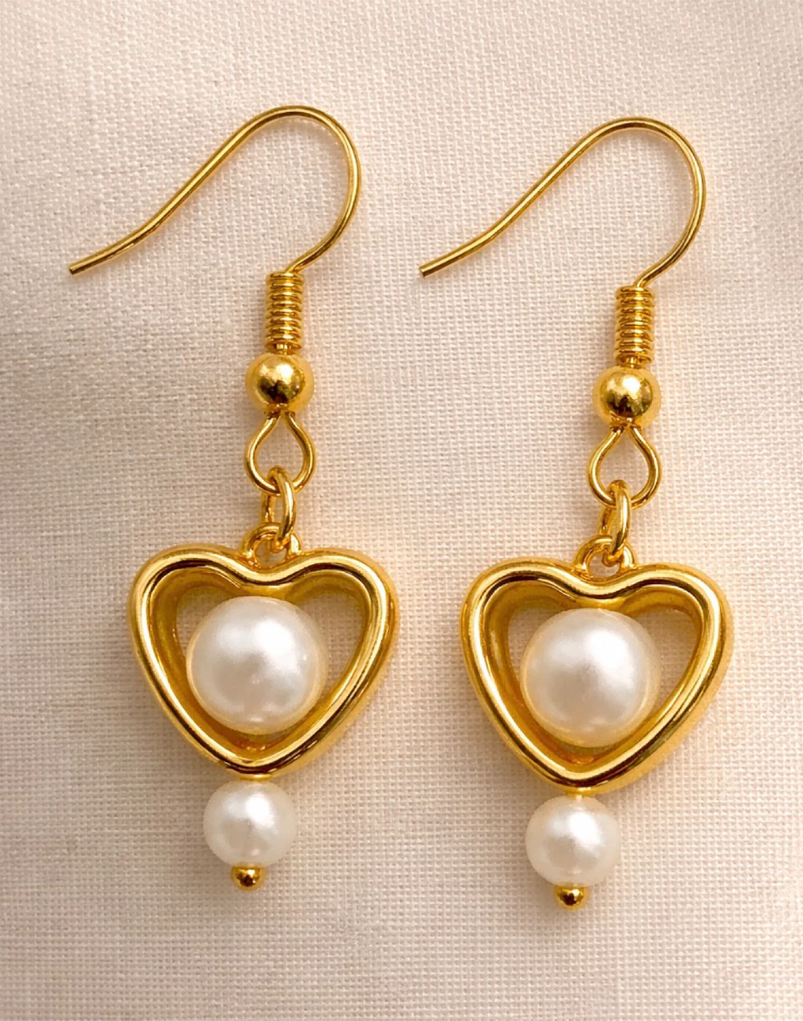 Gold-tone Heart Earrings with Pearls