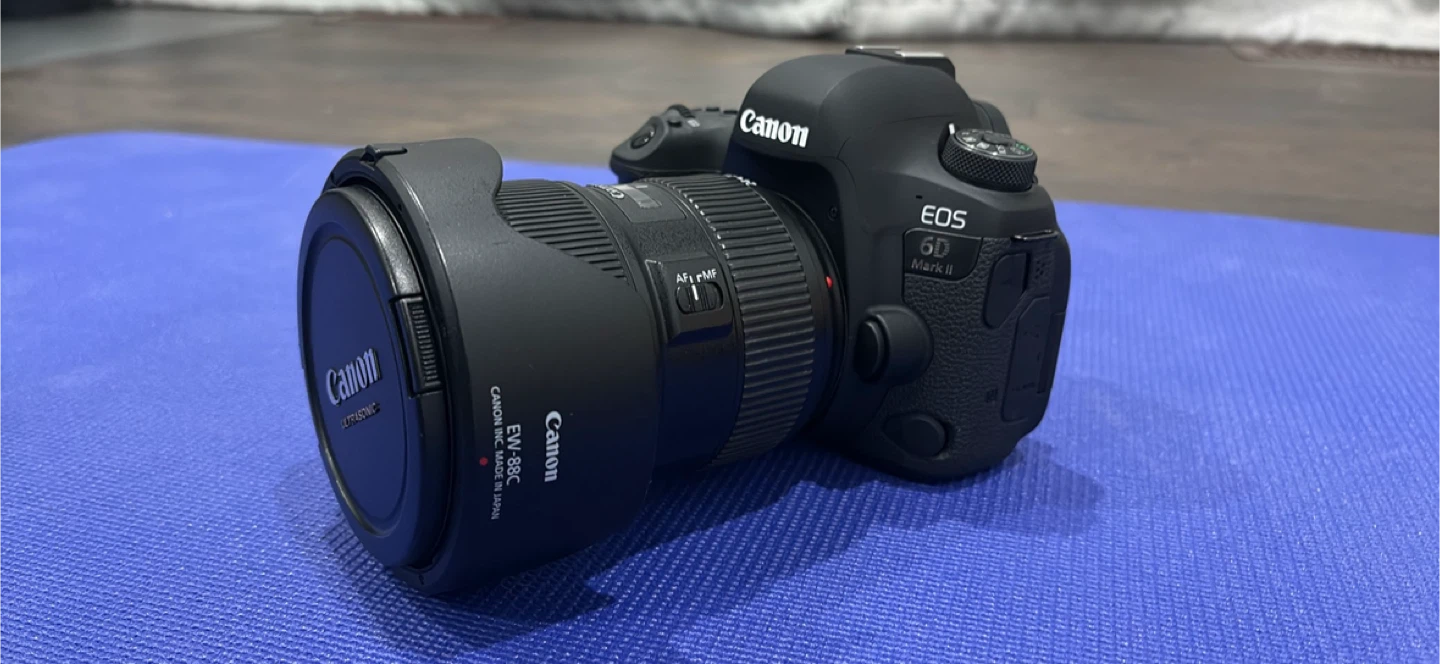 Canon EOS 6D Mark II DSLR Camera with 24-70mm Lens - photo 2