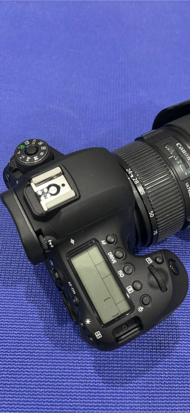 Canon EOS 6D Mark II DSLR Camera with 24-70mm Lens - photo 3