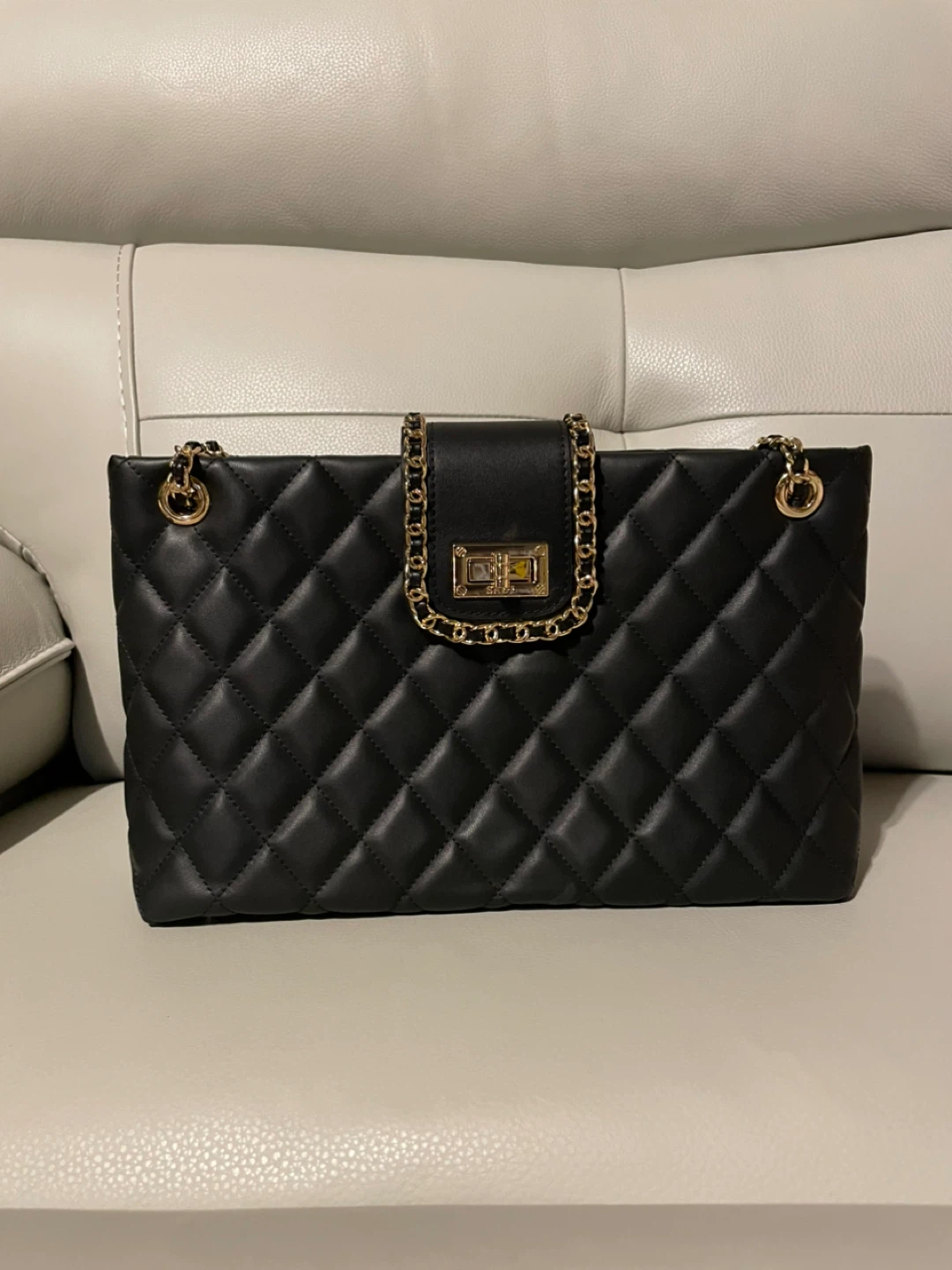 Genuine Cowhide Leather Quilted Chain Shoulder Bag